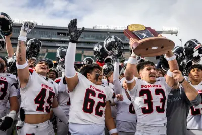 Pomona edges Windsor in 3A football finals on last-second field goal