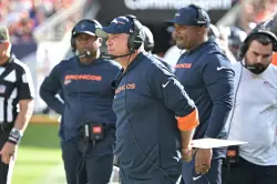 Sean Payton: ‘Silly’ to run on field to criticize officials during Broncos-Giants