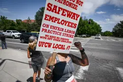 Safeway and Albertsons negotiations stall again, union plans to expand Colorado walkouts