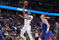 Anthony Davis has 32 points as Mavericks beat Nuggets 131-121