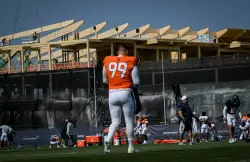Renck: Broncos should pay Zach Allen, Derek Wolfe says. And he’s right.