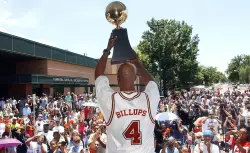 Gambling probe tests the resilience that helped Chauncey Billups soar to the Basketball Hall of Fame