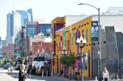 How does La Alma Lincoln Park neighborhood feel about potential Broncos stadium in its backyard?