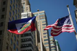 PODCAST: ¿Qué significa el fin del ‘parole’ o permiso de permanencia temporal para cubanos, haitianos, nicaragüenses y venezolanos?