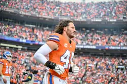 Cleared after cancer diagnosis, Broncos’ Alex Singleton has a new lease on football